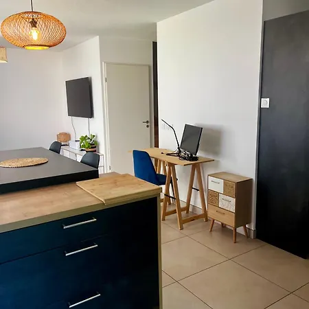 Duplex Piscine 3 Chambres Et Clim Proche Plages